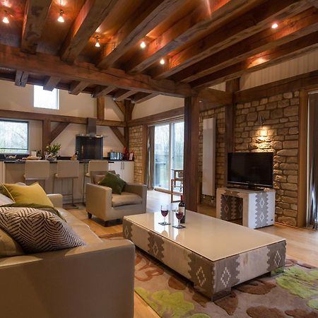 Coot Lodge Somerford Keynes Εξωτερικό φωτογραφία
